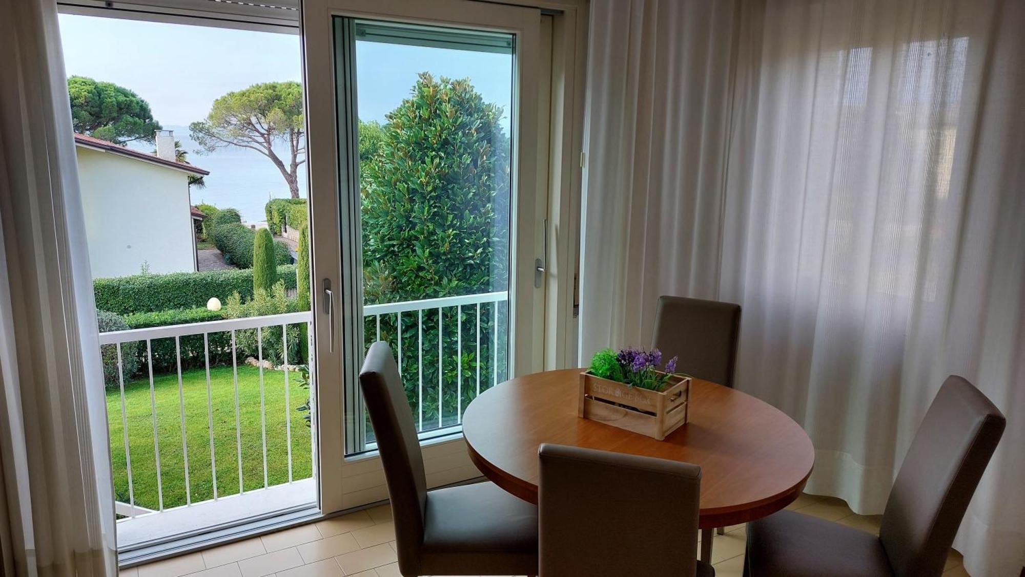 Betulla Lake View Apartment لاتيزي المظهر الخارجي الصورة